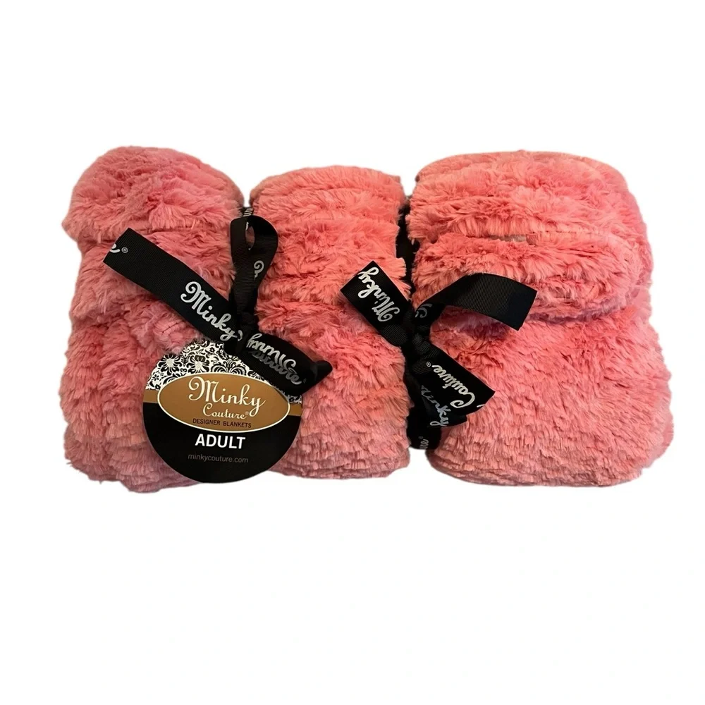 NWT Minky Couture Pink Faux Fur Throw Blanket 50x60 Adult Size Plush Minky Cozy